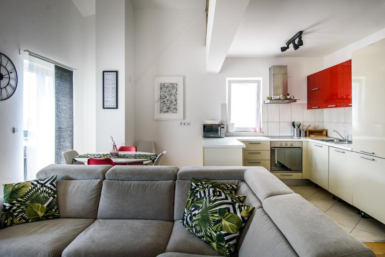 Summer Night Apartment By Duhomes Dubrovnik Eksteriør bilde
